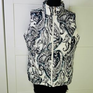Puffer Vest Paisley Printed